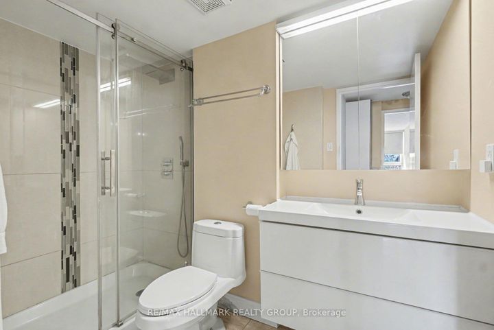 Photo 13 at 616 - 80 Sandcastle Drive, Nepean (Leslie Park), Ottawa