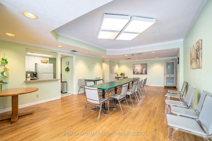 Photo 17 at 616 - 80 Sandcastle Drive, Nepean (Leslie Park), Ottawa
