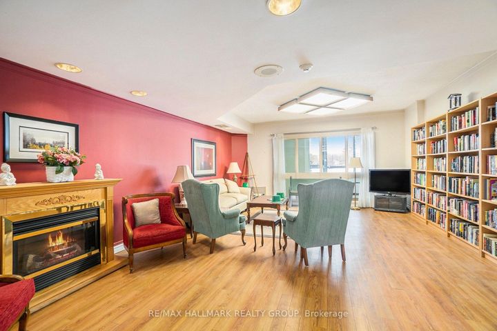 Photo 18 at 616 - 80 Sandcastle Drive, Nepean (Leslie Park), Ottawa