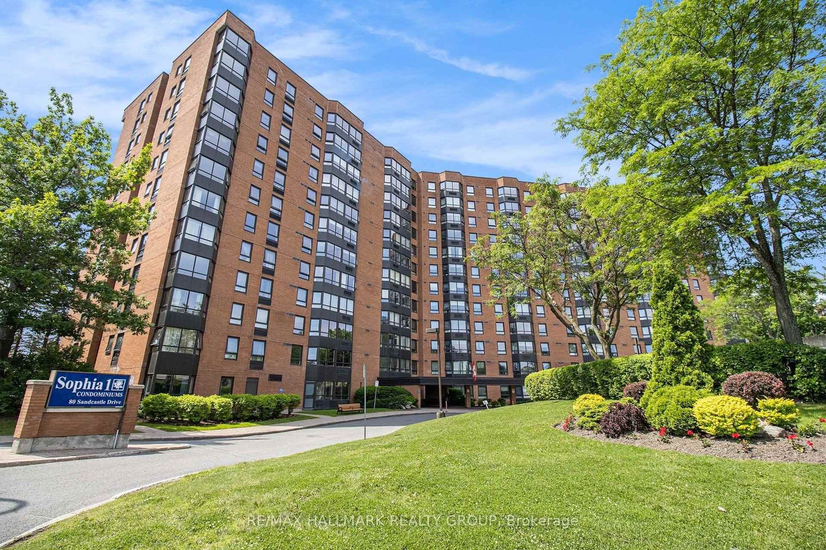 616 - 80 Sandcastle Drive, Nepean (Leslie Park), Ottawa 