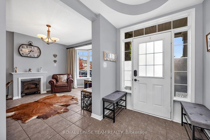 Photo 2 at 200 Kinloch Court, Nepean (Stonebridge), Ottawa