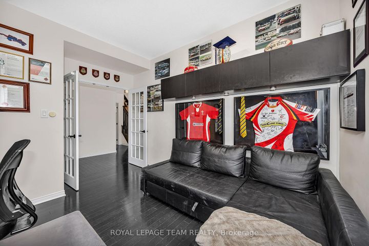 Photo 7 at 200 Kinloch Court, Nepean (Stonebridge), Ottawa