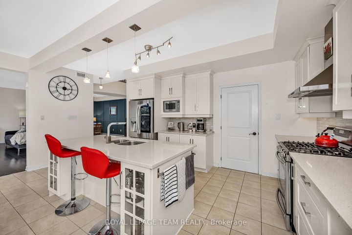 Photo 13 at 200 Kinloch Court, Nepean (Stonebridge), Ottawa