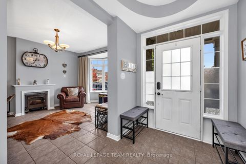 Photo 2 at 200 Kinloch Court, Nepean (Stonebridge), Ottawa