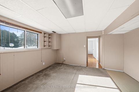 Photo 26 at 5329 Driscoll Drive, Manotick Long Island & Nicholls Island, Manotick