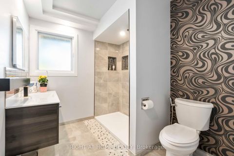 Photo 10 at 3 - 21 Midland Crescent, Nepean (Arlington Woods), Ottawa