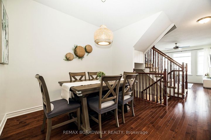 Photo 6 at 29 Madelon Drive, Nepean (Longfields), Ottawa