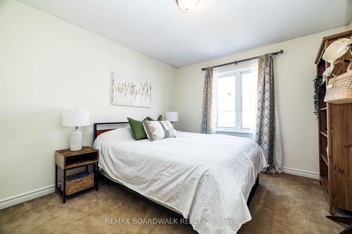 Photo 27 at 29 Madelon Drive, Nepean (Longfields), Ottawa