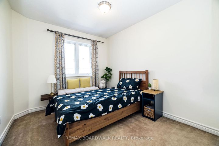 Photo 28 at 29 Madelon Drive, Nepean (Longfields), Ottawa