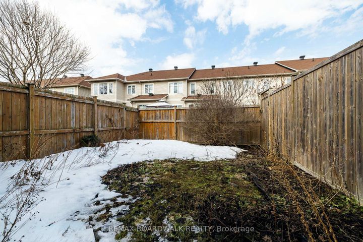 Photo 35 at 29 Madelon Drive, Nepean (Longfields), Ottawa