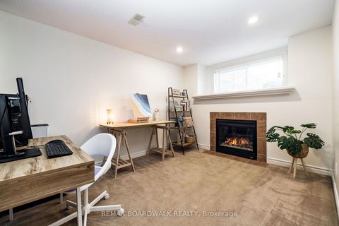 Photo 34 at 29 Madelon Drive, Nepean (Longfields), Ottawa