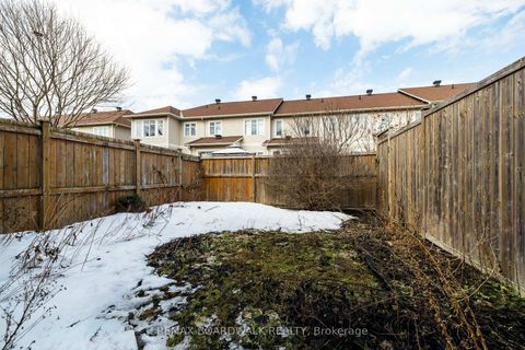 Photo 35 at 29 Madelon Drive, Nepean (Longfields), Ottawa