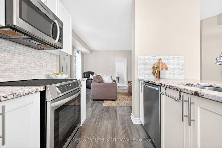 Photo 11 at 302 - 760 Chapman Mills Drive, Nepean (Strandherd), Ottawa