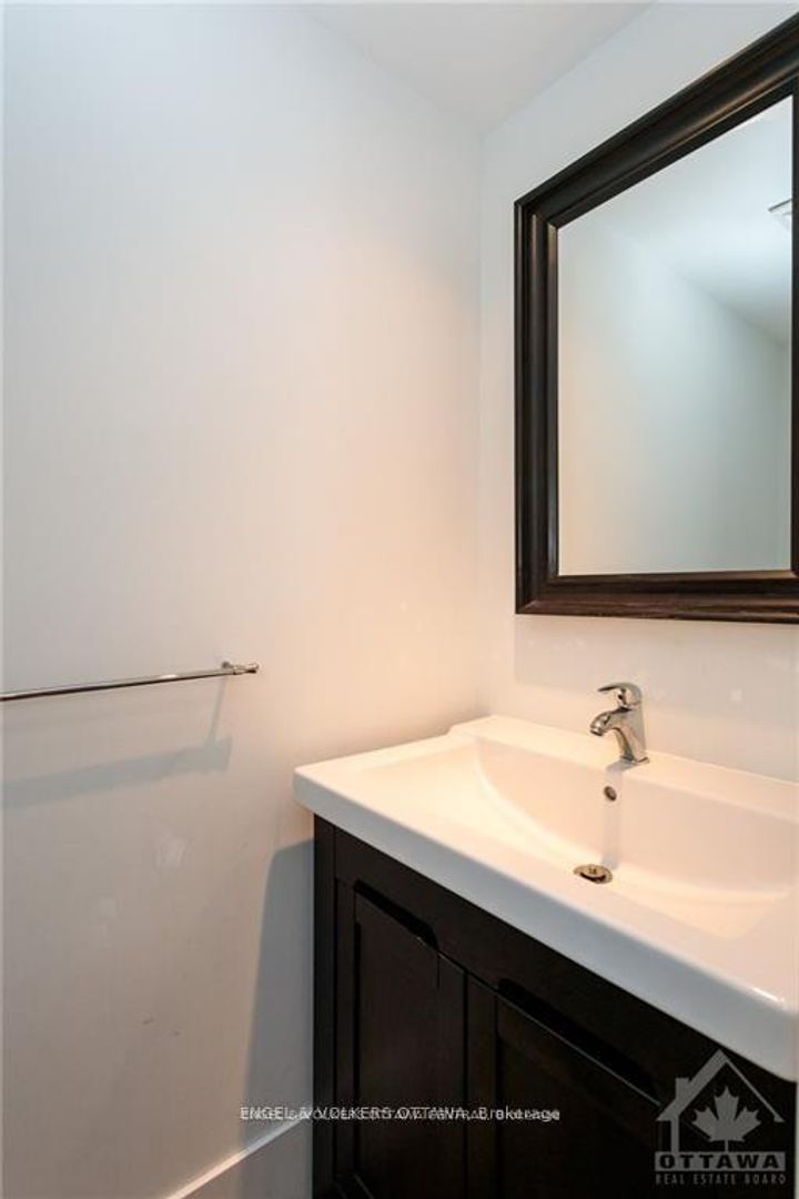 Photo 23 at 144 MONTAUK, Nepean (Carleton Heights), Ottawa