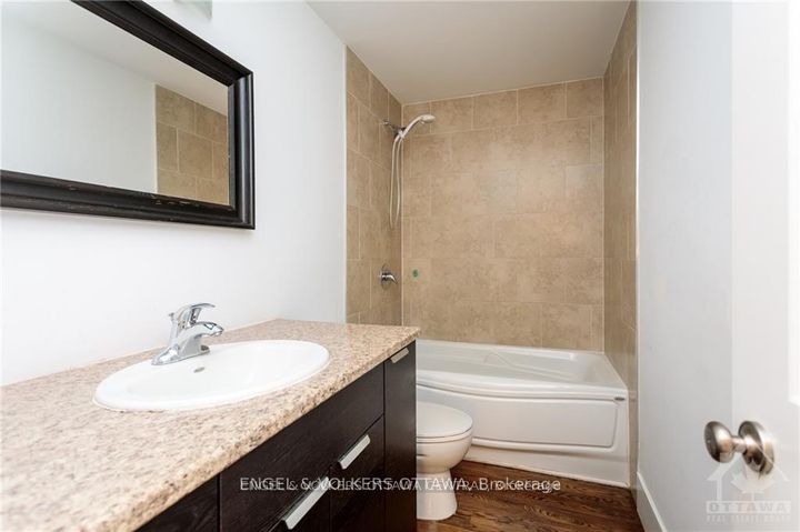 Photo 33 at 144 MONTAUK, Nepean (Carleton Heights), Ottawa