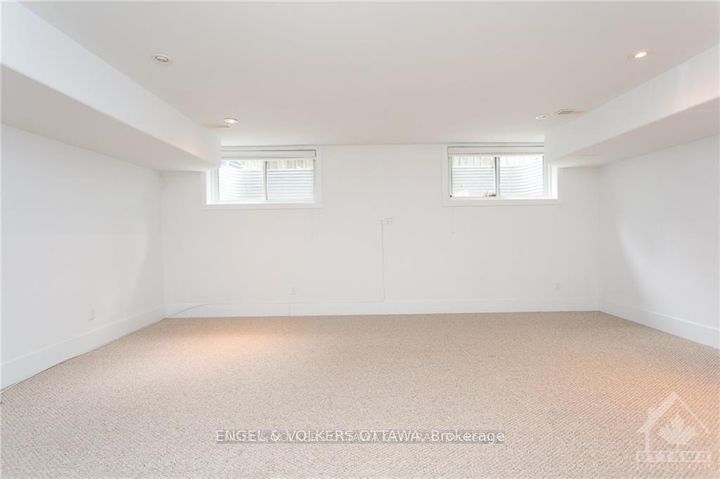 Photo 36 at 144 MONTAUK, Nepean (Carleton Heights), Ottawa