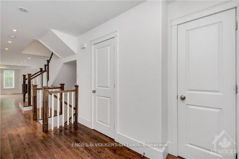 Photo 6 at 144 MONTAUK, Nepean (Carleton Heights), Ottawa