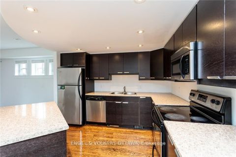 Photo 11 at 144 MONTAUK, Nepean (Carleton Heights), Ottawa