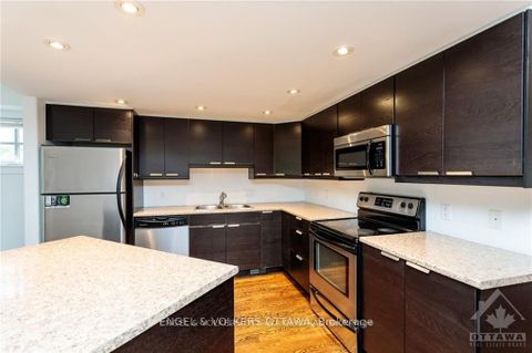 Photo 12 at 144 MONTAUK, Nepean (Carleton Heights), Ottawa