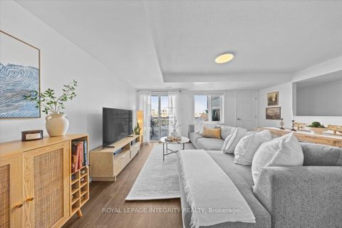 Photo 9 at 78 Lyrid Private, Nepean (Half Moon Bay), Ottawa