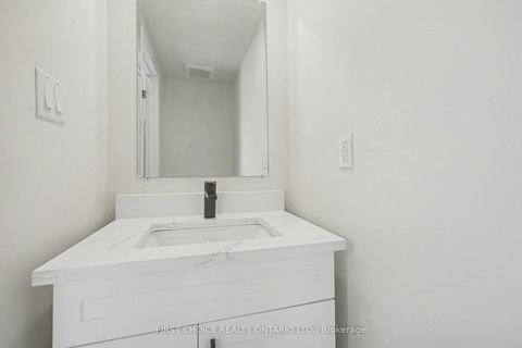 Photo 8 at 883 Lawnsberry Drive, Chatelaine Village, Orleans