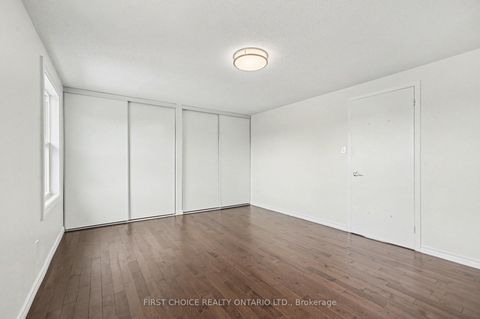 Photo 10 at 883 Lawnsberry Drive, Chatelaine Village, Orleans