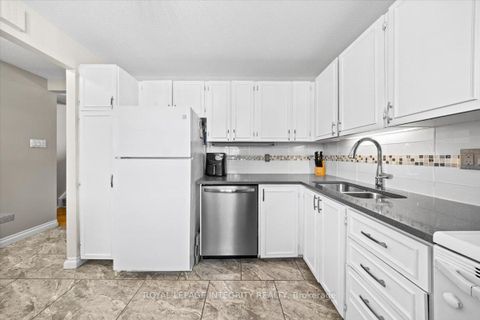 Photo 6 at C - 1771 Lamoureux Drive, Queenswood Heights South, Orleans