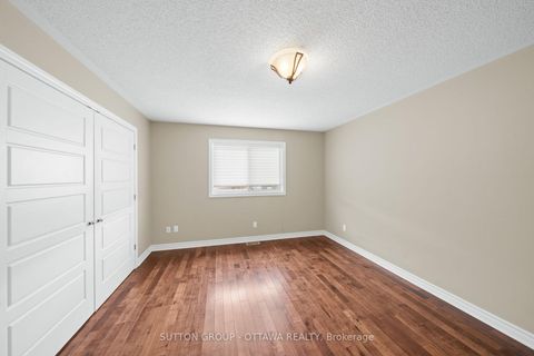 Photo 9 at 458 Van Dusen Street, Almonte, Mississippi Mills