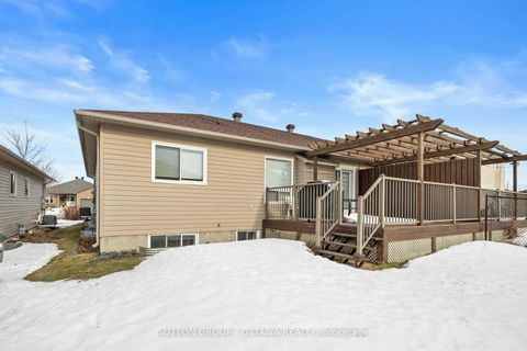 Photo 18 at 458 Van Dusen Street, Almonte, Mississippi Mills