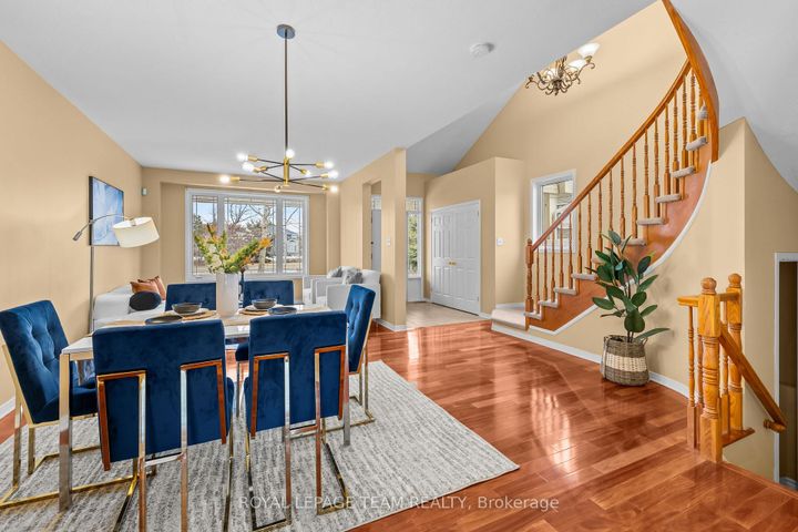 Photo 6 at 522 Kentmare Crescent, Nepean (Strandherd), Ottawa