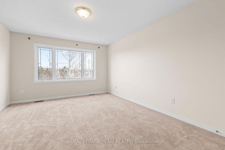 Photo 24 at 522 Kentmare Crescent, Nepean (Strandherd), Ottawa