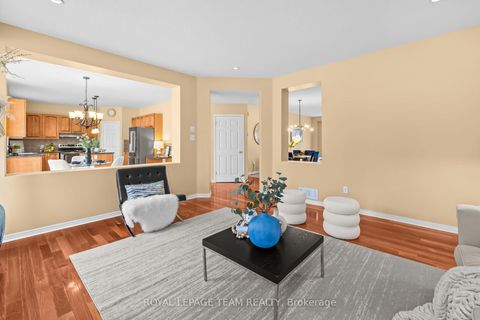 Photo 9 at 522 Kentmare Crescent, Nepean (Strandherd), Ottawa
