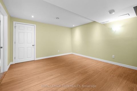 Photo 36 at 522 Kentmare Crescent, Nepean (Strandherd), Ottawa