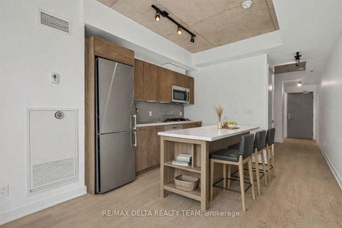 Photo 2 at 207 - 203 Catherine Street, Ottawa Centre