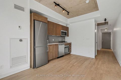 Photo 11 at 207 - 203 Catherine Street, Ottawa Centre