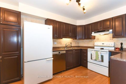 Photo 12 at 1619 Du Sommet Place N, Chateauneuf, Orleans