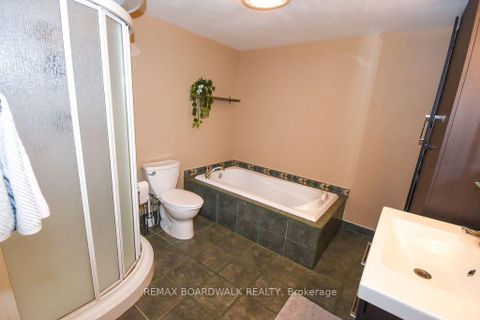 Photo 29 at 1619 Du Sommet Place N, Chateauneuf, Orleans