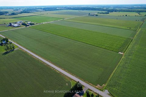 Photo 1 at 1458 WALL Road, Notting Hill/Summerside, Orleans