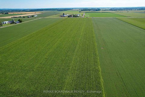 Photo 16 at 1458 WALL Road, Notting Hill/Summerside, Orleans