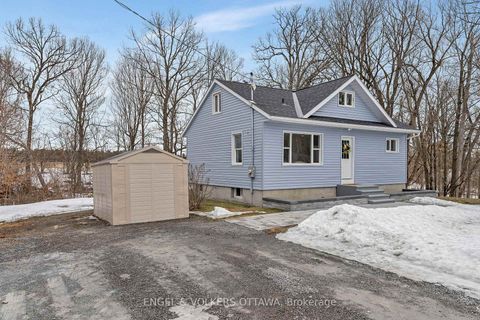 Photo 3 at 4868 Ferry Road, Fitzroy, Carp