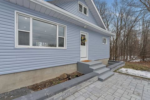 Photo 5 at 4868 Ferry Road, Fitzroy, Carp