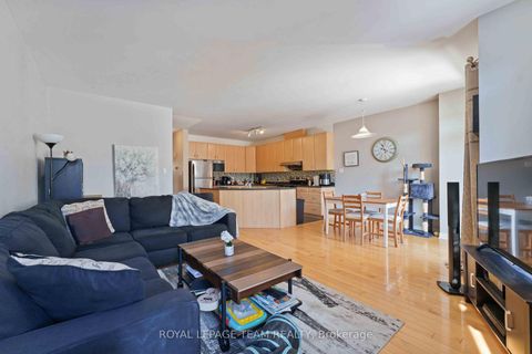 Photo 7 at 106 WHISPERING WINDS Way, Mer Bleue/Bradley Estates/Anderson Park, Orleans