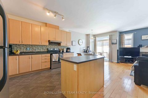 Photo 8 at 106 WHISPERING WINDS Way, Mer Bleue/Bradley Estates/Anderson Park, Orleans