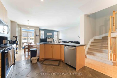 Photo 10 at 106 WHISPERING WINDS Way, Mer Bleue/Bradley Estates/Anderson Park, Orleans