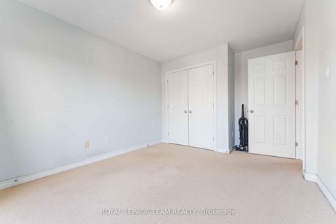 Photo 12 at 106 WHISPERING WINDS Way, Mer Bleue/Bradley Estates/Anderson Park, Orleans