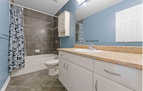 Photo 16 at 106 WHISPERING WINDS Way, Mer Bleue/Bradley Estates/Anderson Park, Orleans