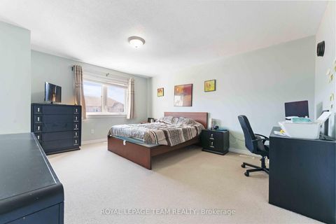 Photo 17 at 106 WHISPERING WINDS Way, Mer Bleue/Bradley Estates/Anderson Park, Orleans