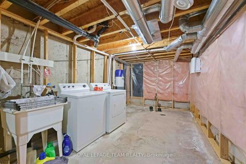 Photo 24 at 106 WHISPERING WINDS Way, Mer Bleue/Bradley Estates/Anderson Park, Orleans