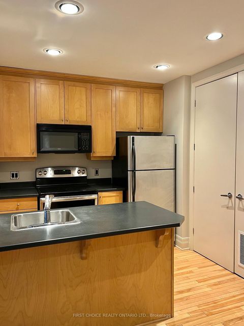 Photo 6 at 805 - 375 Lisgar Street, Ottawa Centre