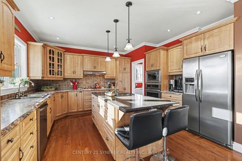 Photo 12 at 30 Basswood Crescent, Rideau Lakes (South Elmsley) Twp, Rideau Lakes